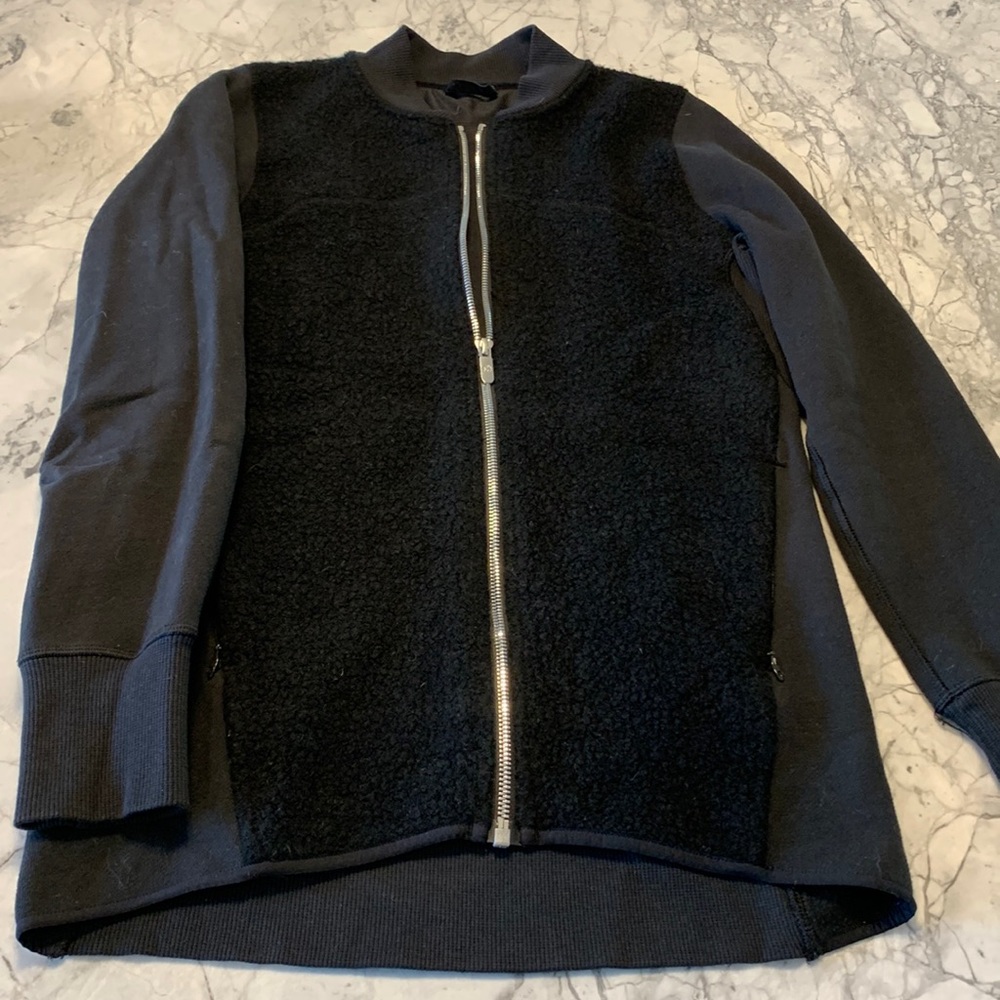 Lululemon black Sherpa zip up sweatshirt